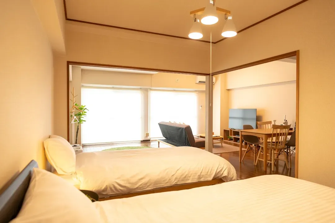 RIVER WEST HIROSHIMA