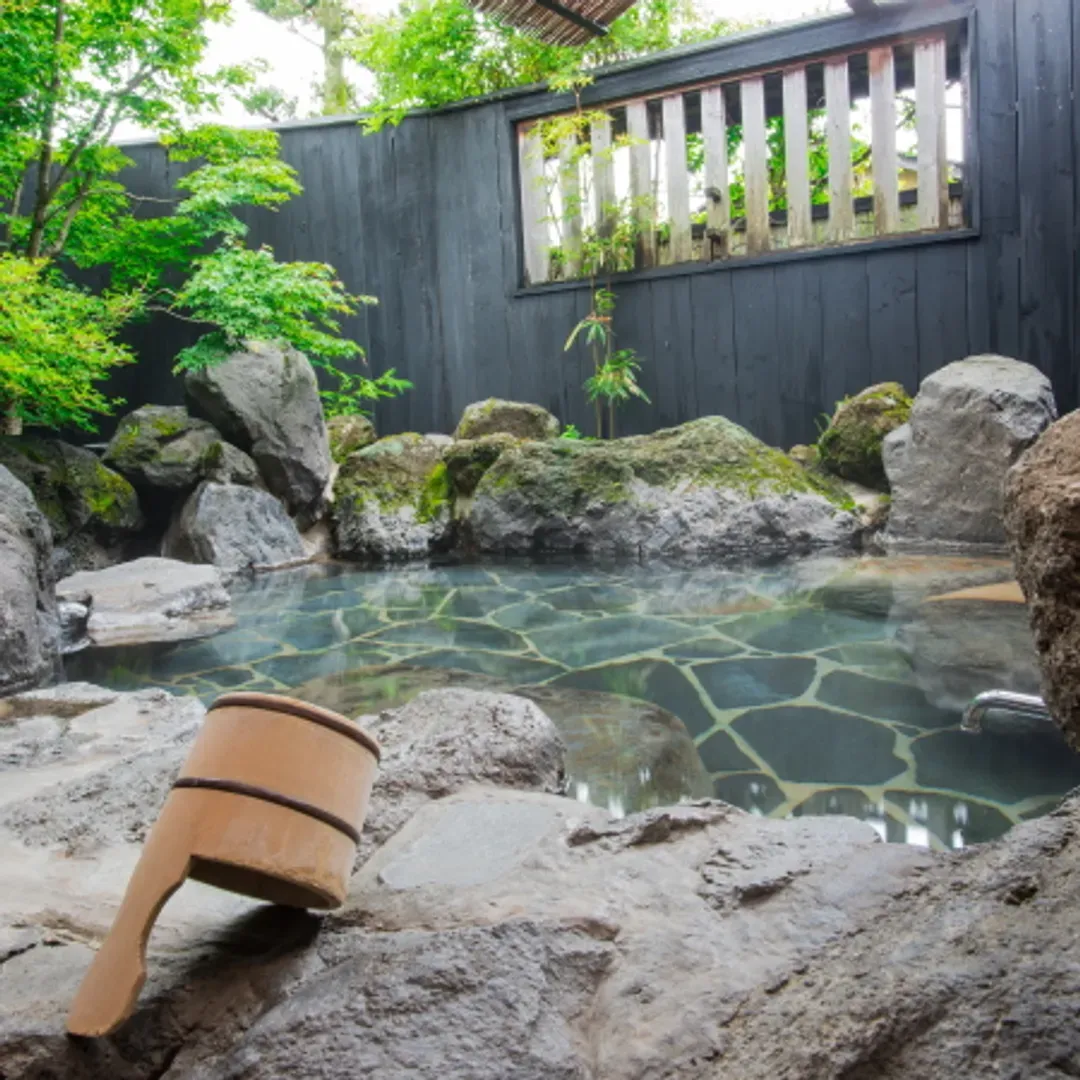 Yufuin Onsen Yurari Rokumyo