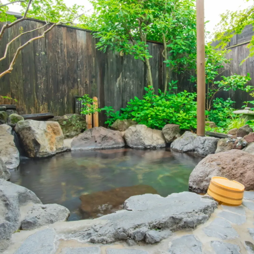 Yufuin Onsen Yurari Rokumyo