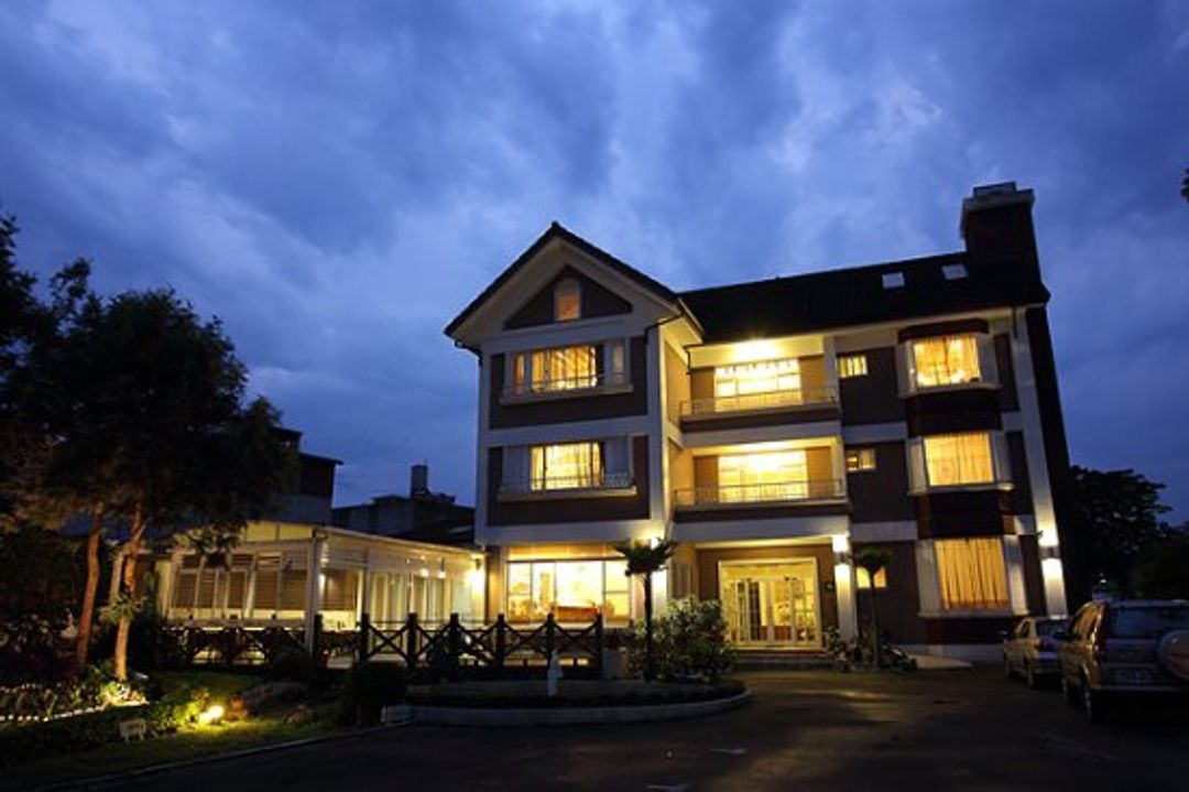 Nantou County-Carat villa