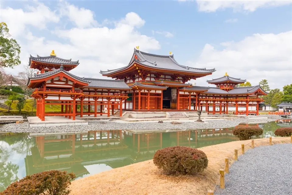 大阪跟團推薦,大阪｜樂桃｜關西四都～平等院.奈良東大寺.清水寺.伏見稻荷大社.和牛排燒肉六日｜一日自由活動｜高雄來回