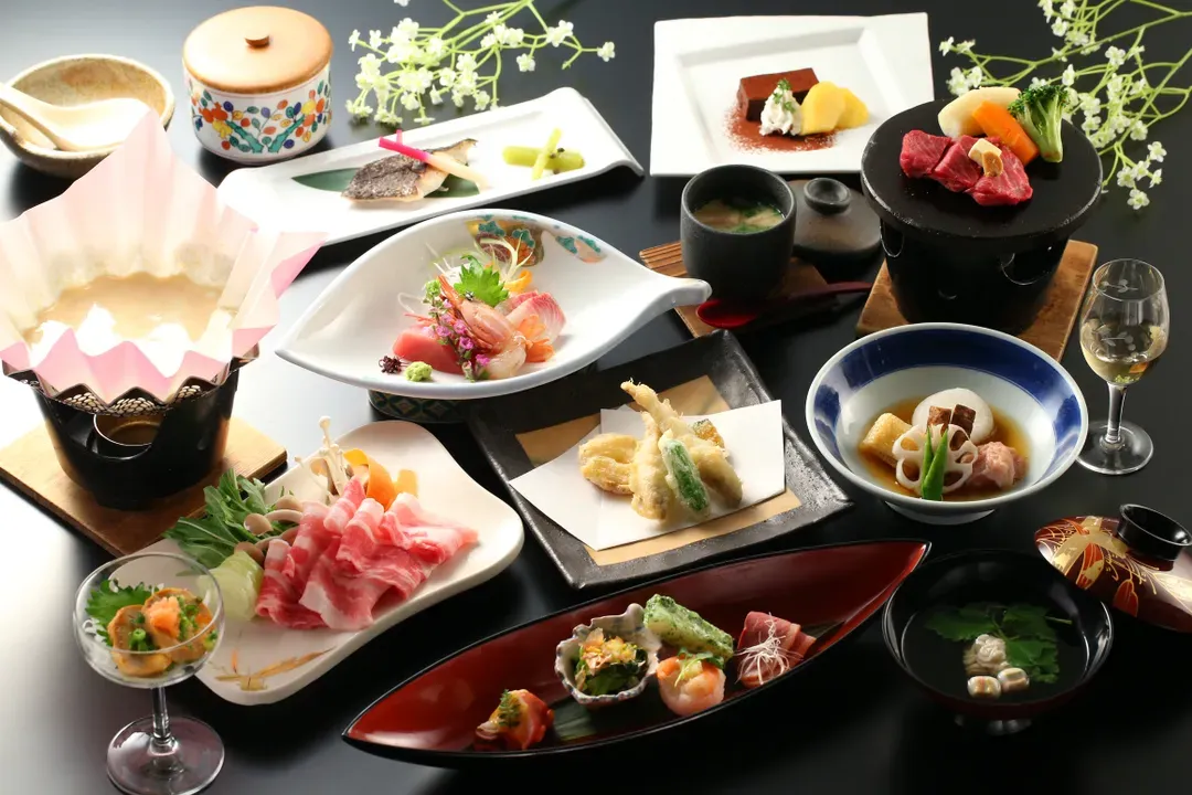 河口湖溫泉 足和田飯店｜河口湖景/富士山景/付費腳踏車租借-10