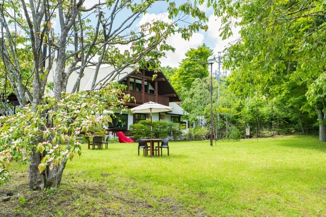 輕井澤小木屋飯店鹽澤之森｜輕井澤站開車8分/近輕井澤繪本之森美術館