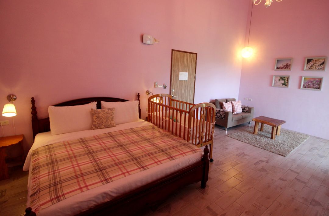 Bonjour Be'Be' Hostel-10