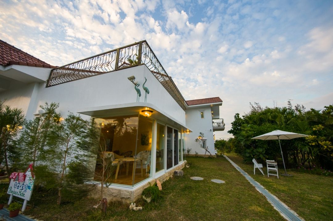 Bonjour Be'Be' Hostel-14