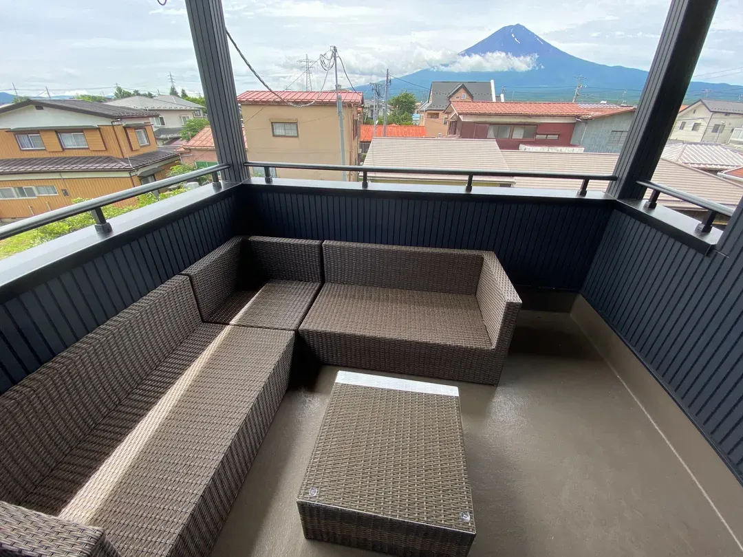 富士山一望のバルコニー