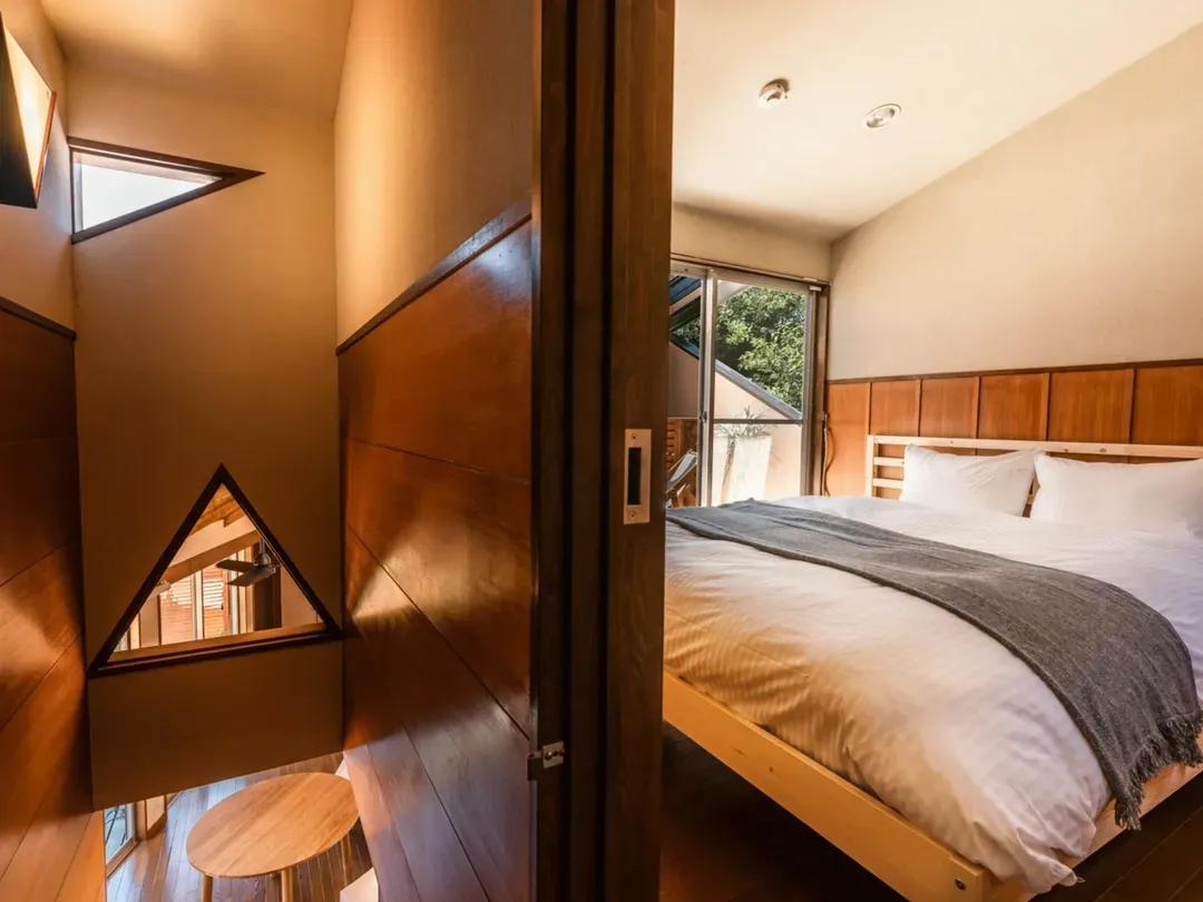 PINE CONE BASE 伊东庭园旅居