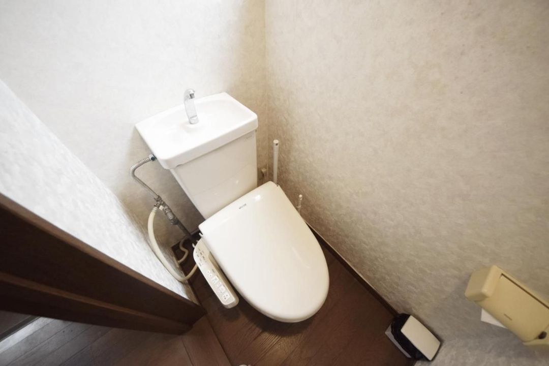 이케부쿠로 하우스 가나메초역 근처