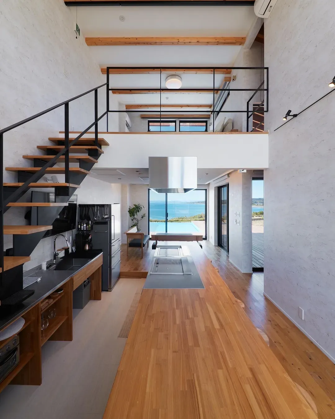 Private Villa with Pool and Sunset in Aki City