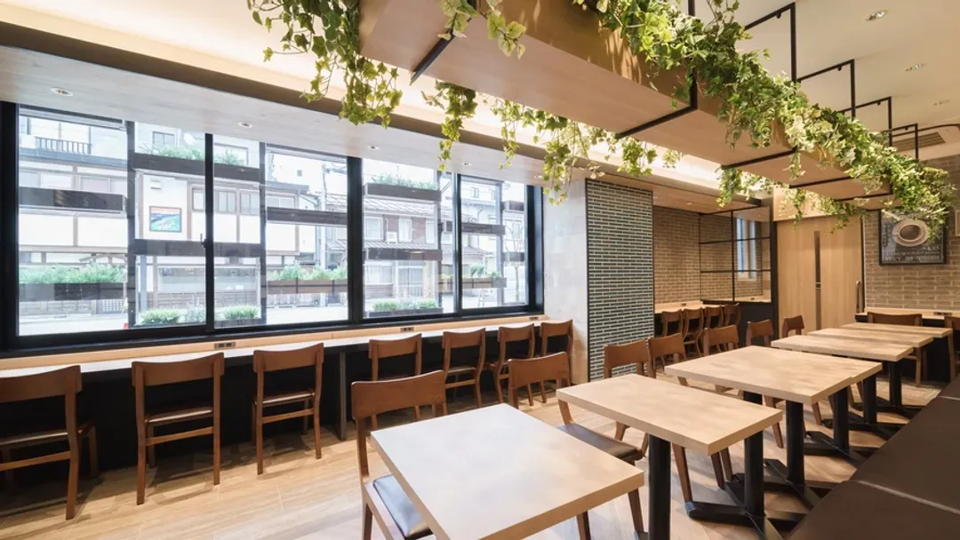 飞驒高山超级饭店 | 高山站徒步3分/三町古建筑保存区徒步9分