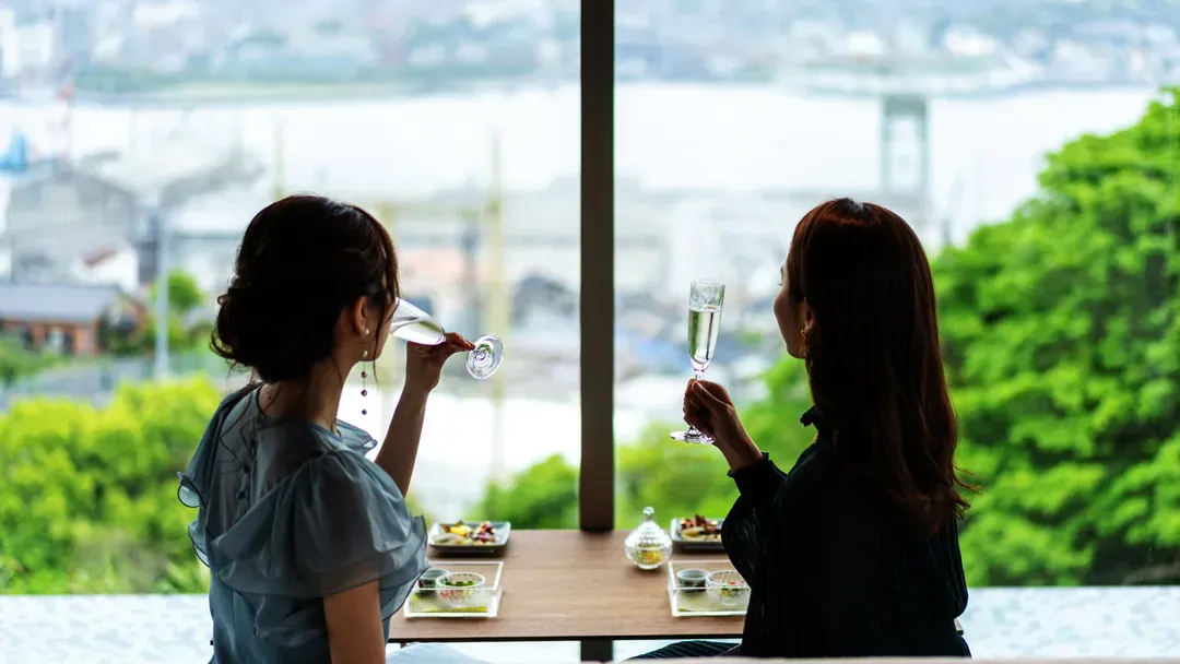 長崎花園露臺渡假飯店｜稲佐山夜景/露天泳池/來往長崎車站免費接駁