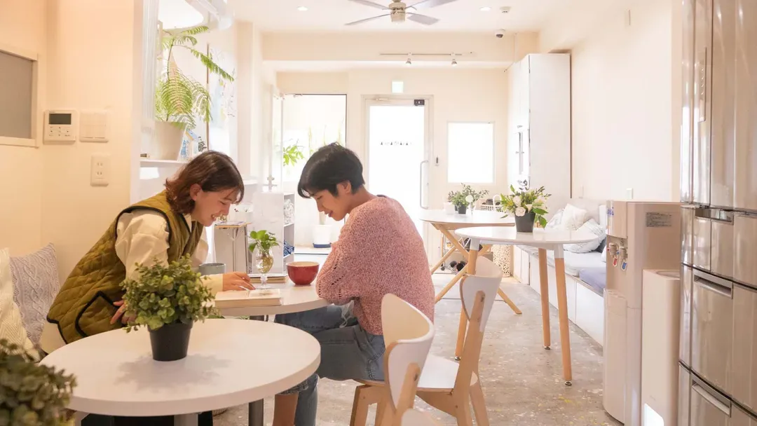 Casa Blanca青年旅館｜新地中華街站步行3分/出島步行6分/近哥拉巴園
