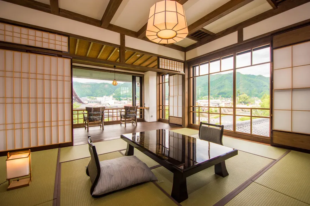 料亭旅館 八三館｜飛驒古川徒步7分/瀨戶川和白壁土藏街徒步5分