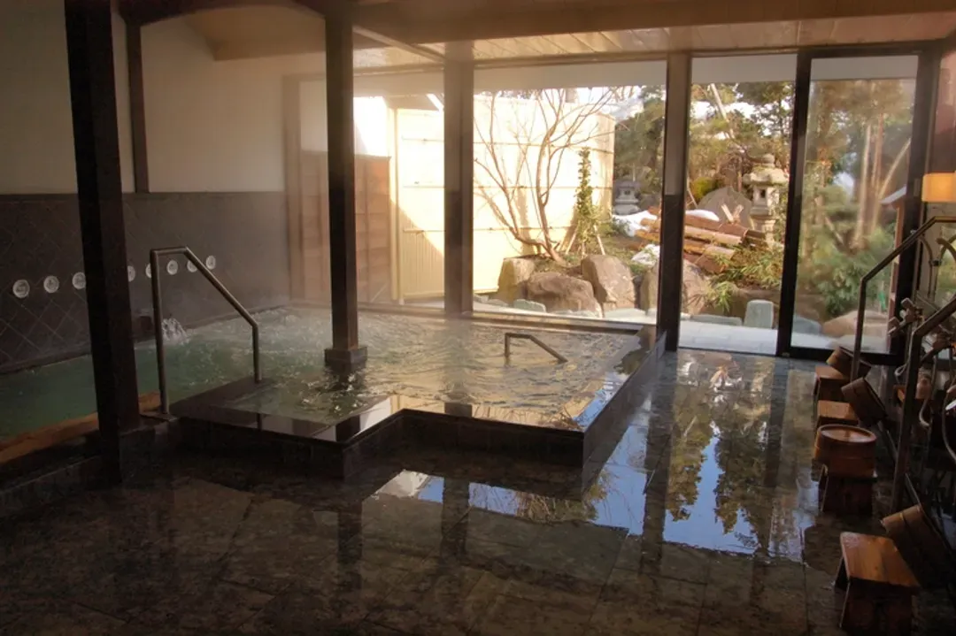 料亭旅館 八三館｜飛驒古川徒步7分/瀨戶川和白壁土藏街徒步5分