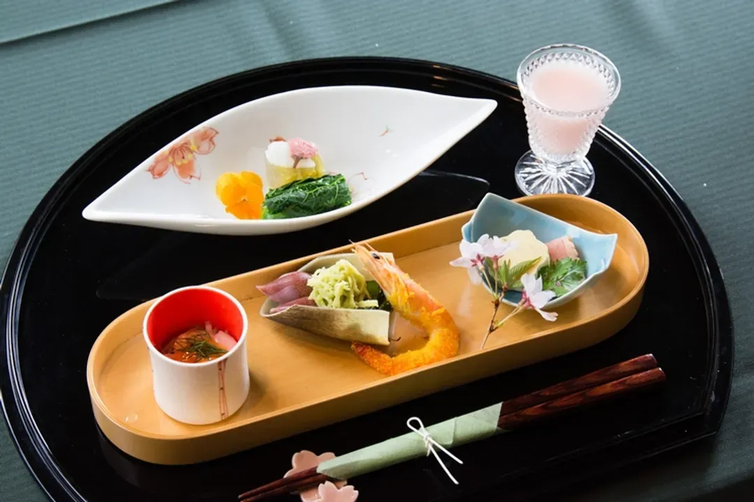 料亭旅館 八三館｜飛驒古川徒步7分/瀨戶川和白壁土藏街徒步5分