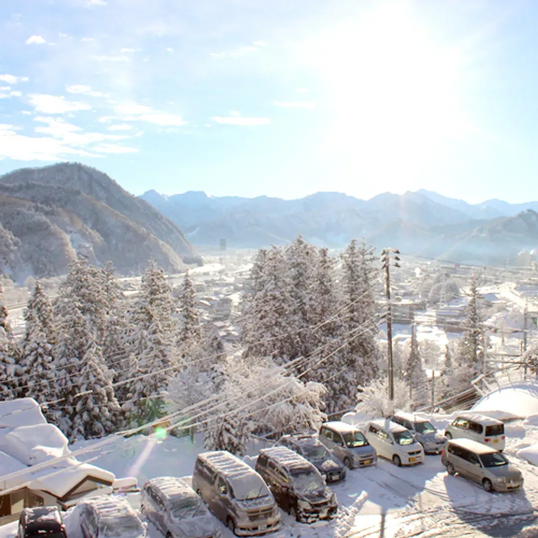 越后汤泽汤元 卵之汤 雪国之宿 高半｜越后汤泽站开车5分/自行车租借