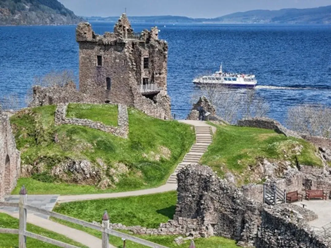 【金牌英國、報名送小費】英格蘭、蘇格蘭、愛丁堡倫敦塔、高地湖區雙鐵道12日-9