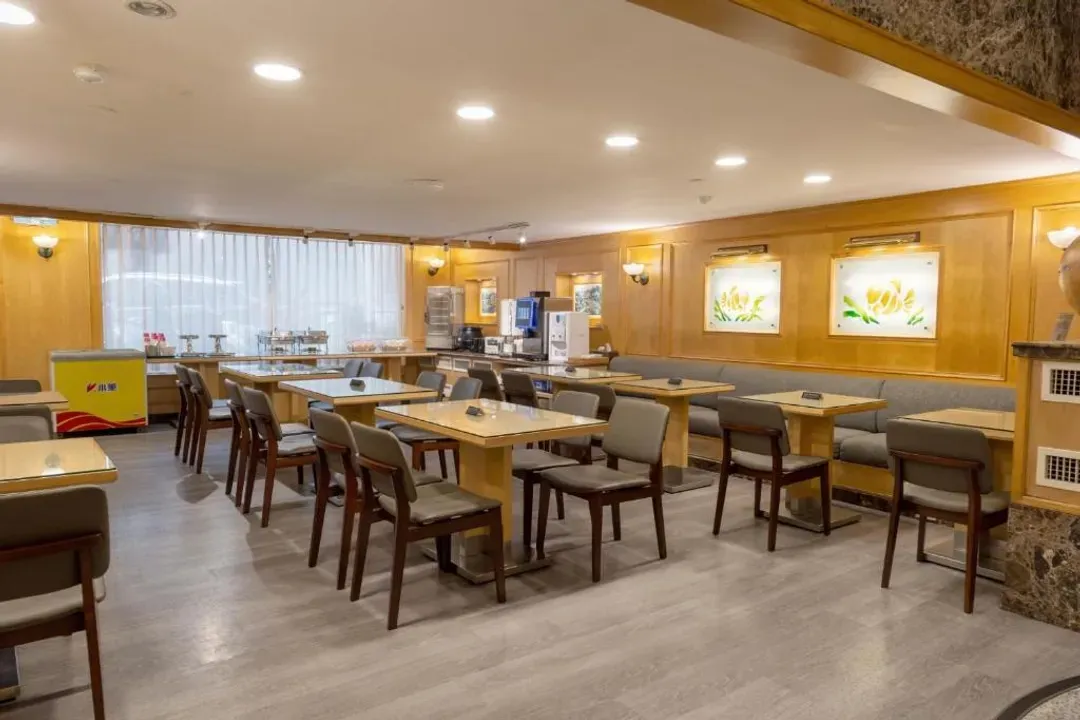 Sojourn Hotel Kaohsiung Seven Sages-11