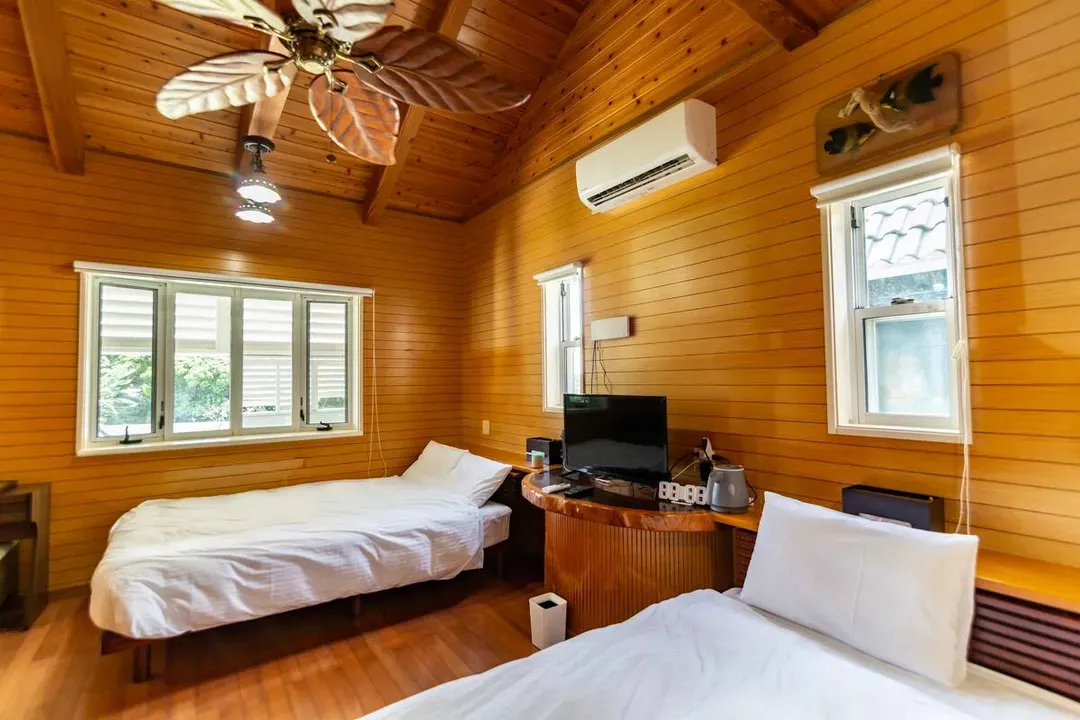 1min to beach! Pool access/Free parking/4maisonettes+2bedroom unit/Max21pax