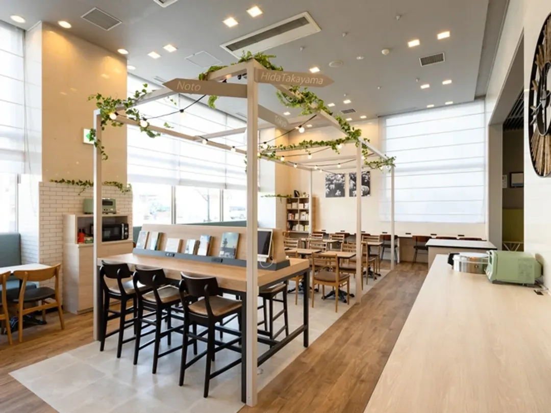 康福飯店 富山｜富山站徒歩3分/富岩運河環水公園開車4分