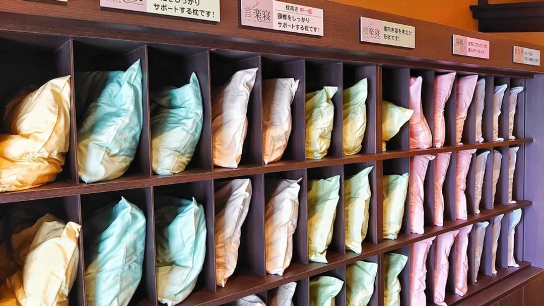 高冈站前满天饭店｜高冈站徒步1分/高冈古城公园开车5分