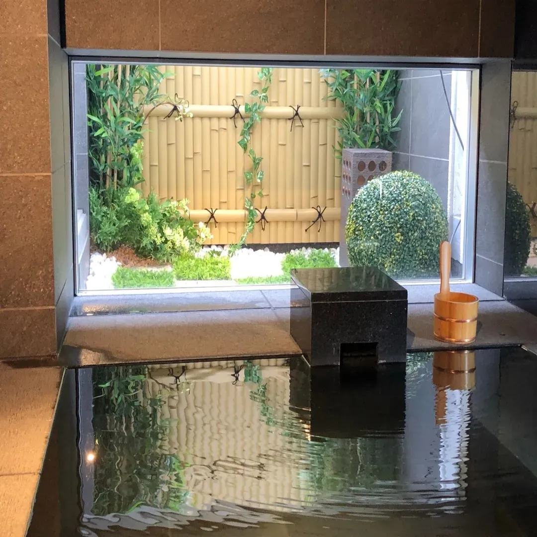 丸龜站前 超級飯店 天然溫泉「京極之湯」｜丸龜站徒步5分/丸龜城徒步10分