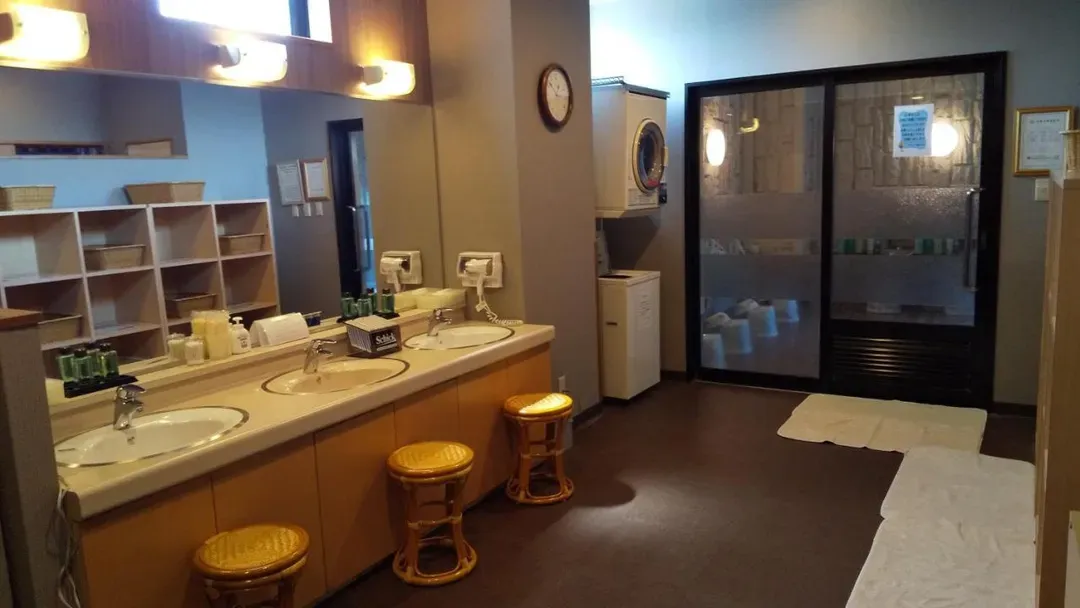 Hotel Route-Inn Yonezawa Ekihigashi