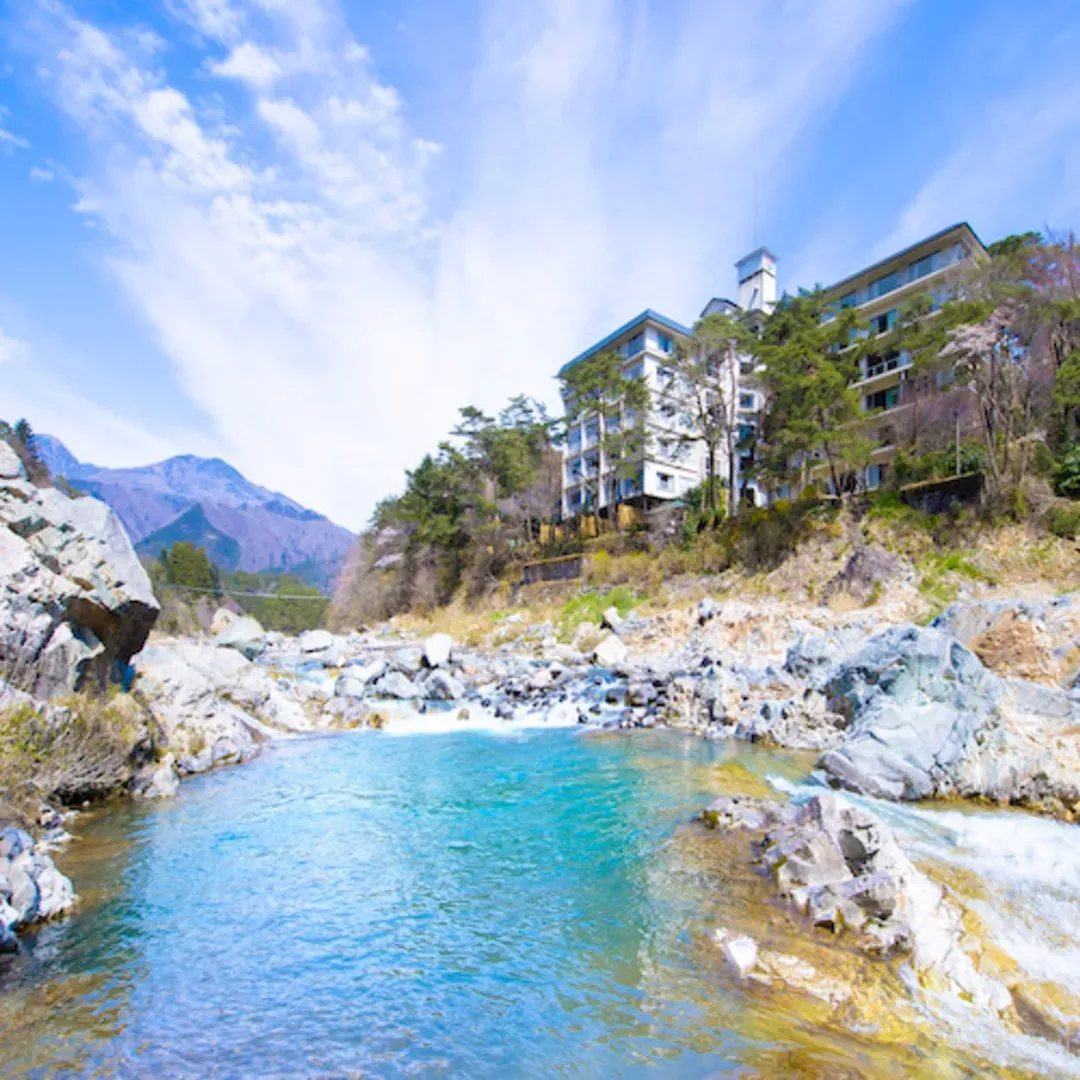 鬼怒川温泉花之宿松屋旅馆｜鬼怒川温泉站徒步3分/大浴场/日光东照宫开车30分