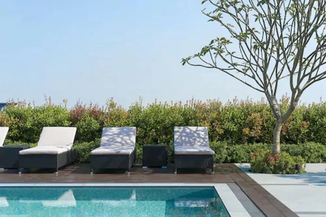 Infinity pool
