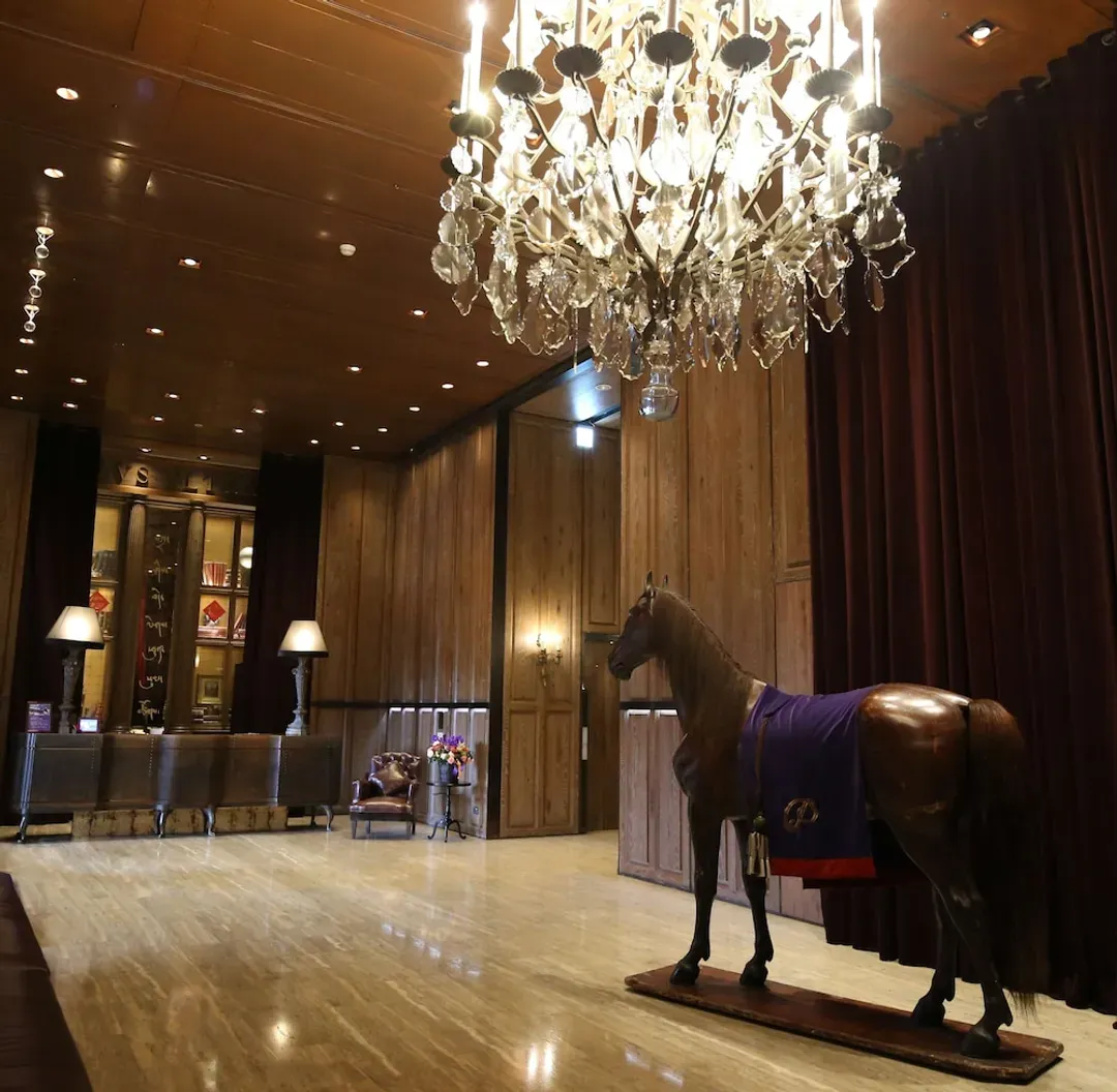 Concierge desk