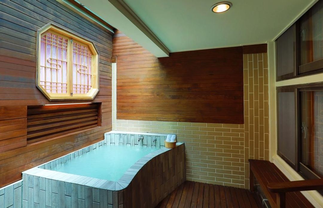 포에닉스 파빌리온 핫 스프링 호텔 Phoenix Pavilion Hot-Spring Hotel
