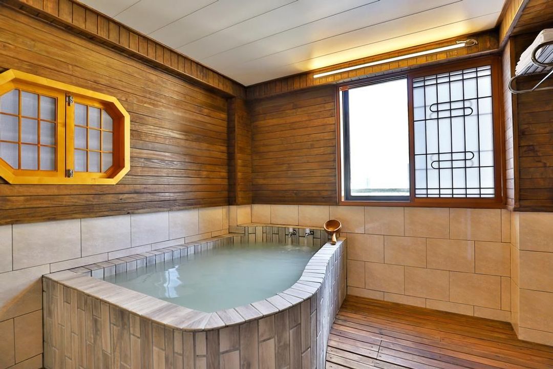 포에닉스 파빌리온 핫 스프링 호텔 Phoenix Pavilion Hot-Spring Hotel