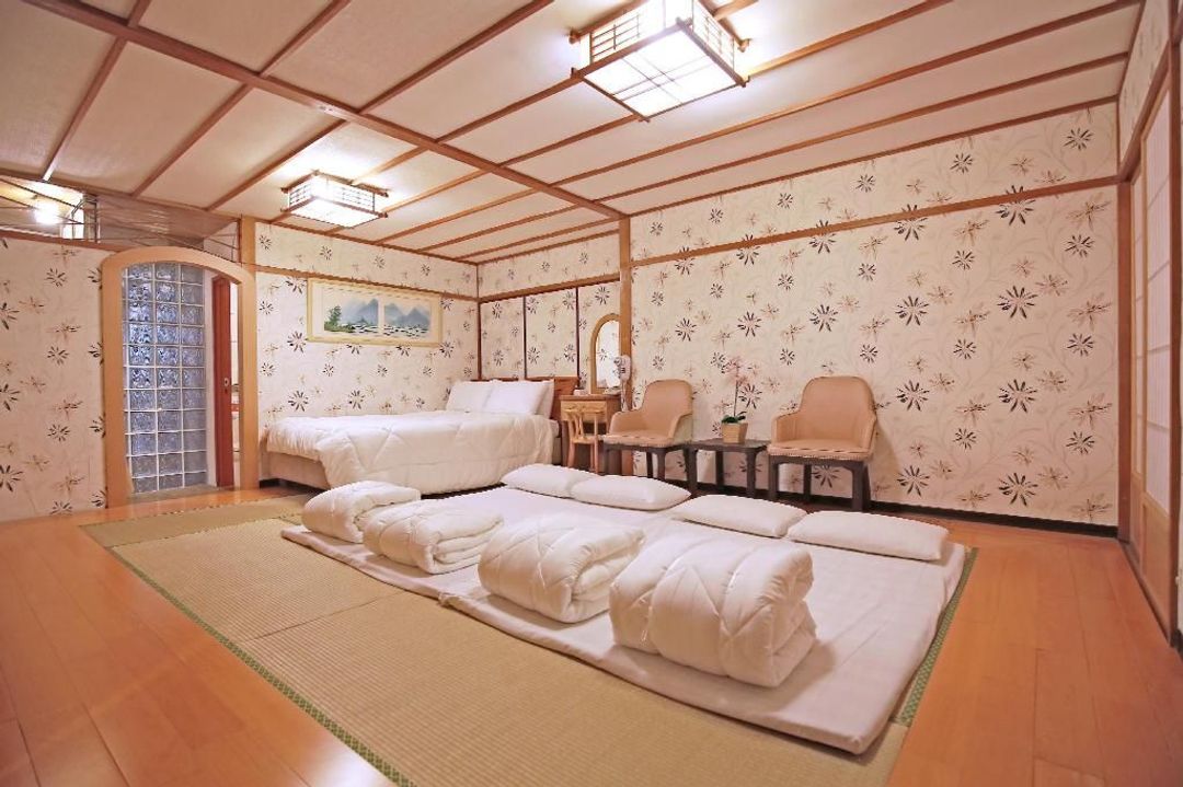 포에닉스 파빌리온 핫 스프링 호텔 Phoenix Pavilion Hot-Spring Hotel