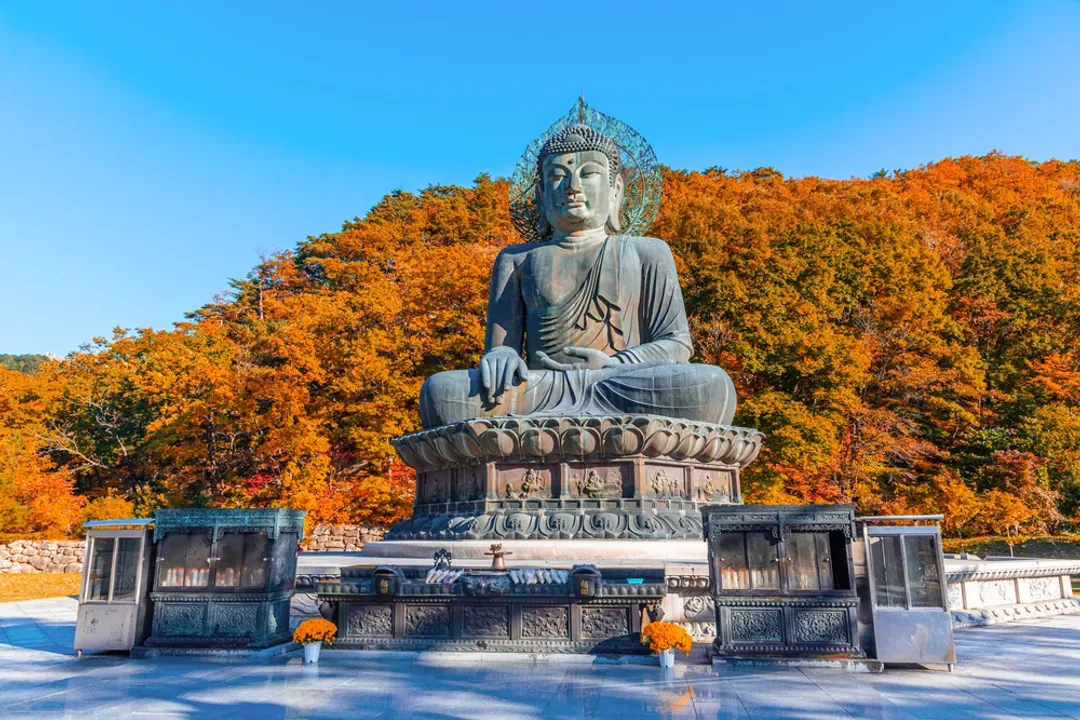 雪嶽山國立公園－神興寺釋迦摩尼佛