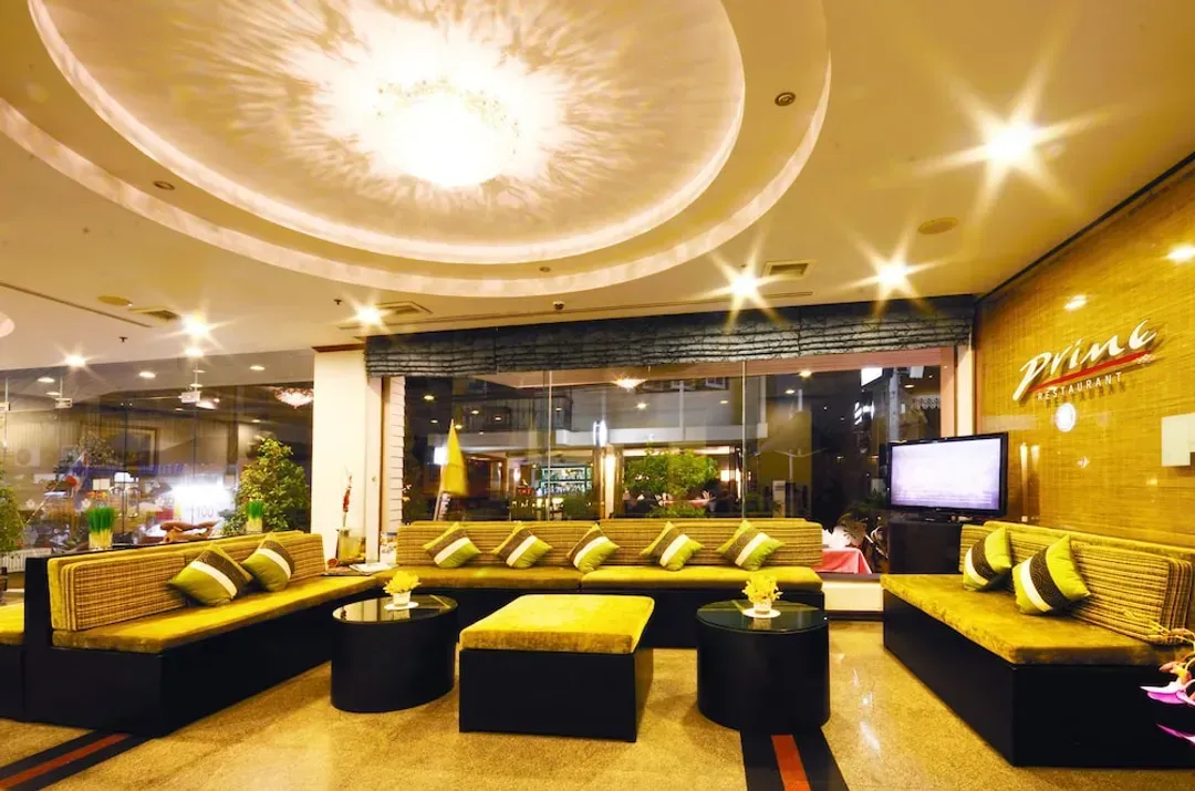 Lobby sitting area