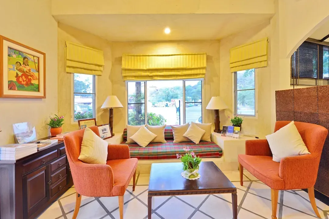 Lobby sitting area