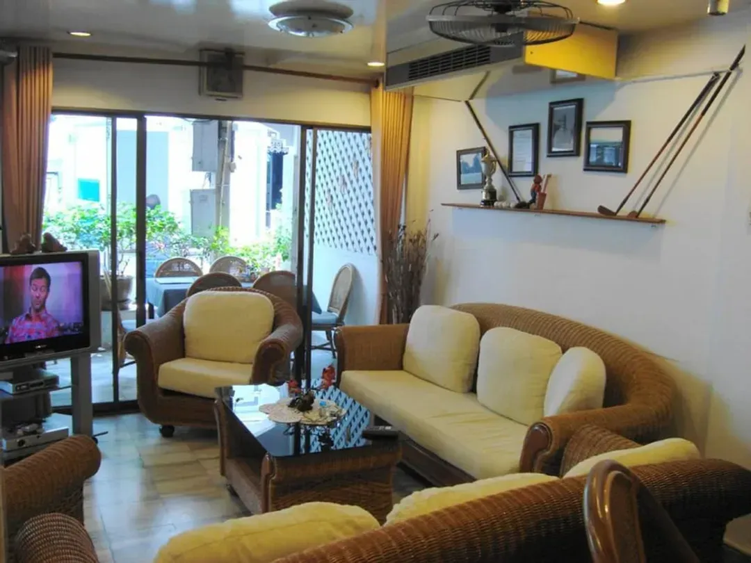 Lobby sitting area