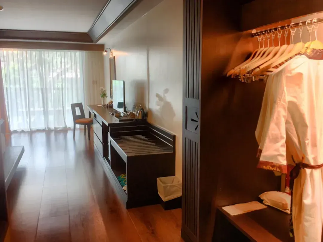 Room amenity