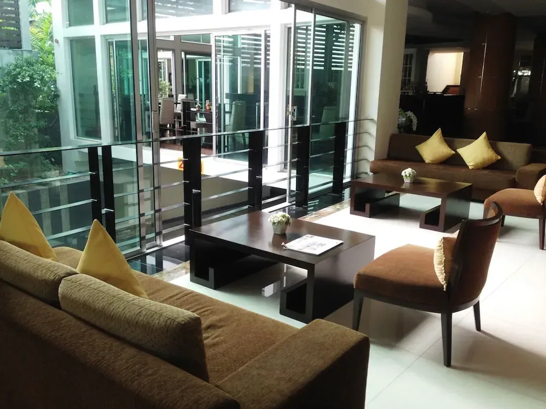 Lobby sitting area