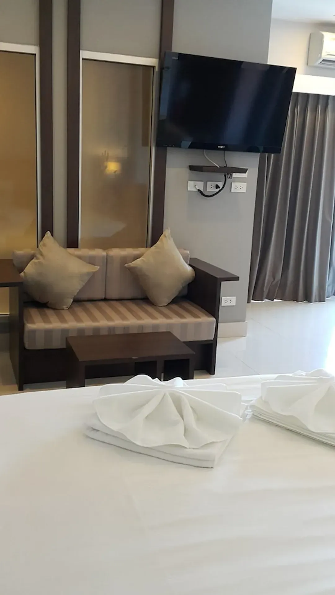Room amenity