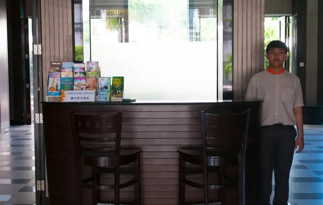 Concierge desk