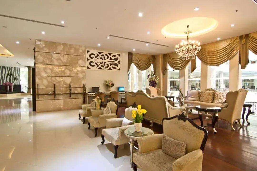 Lobby sitting area