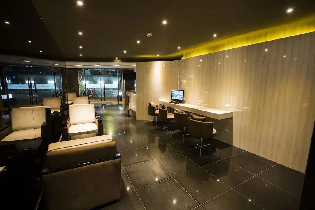 Lobby sitting area