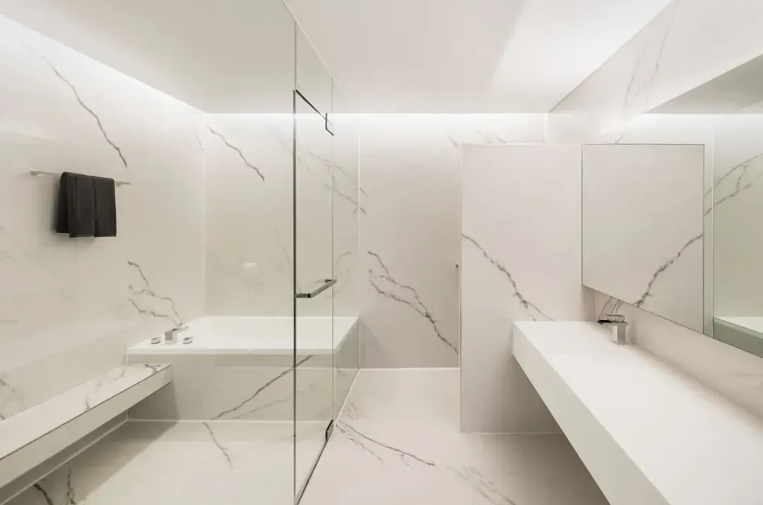 Bathroom sink