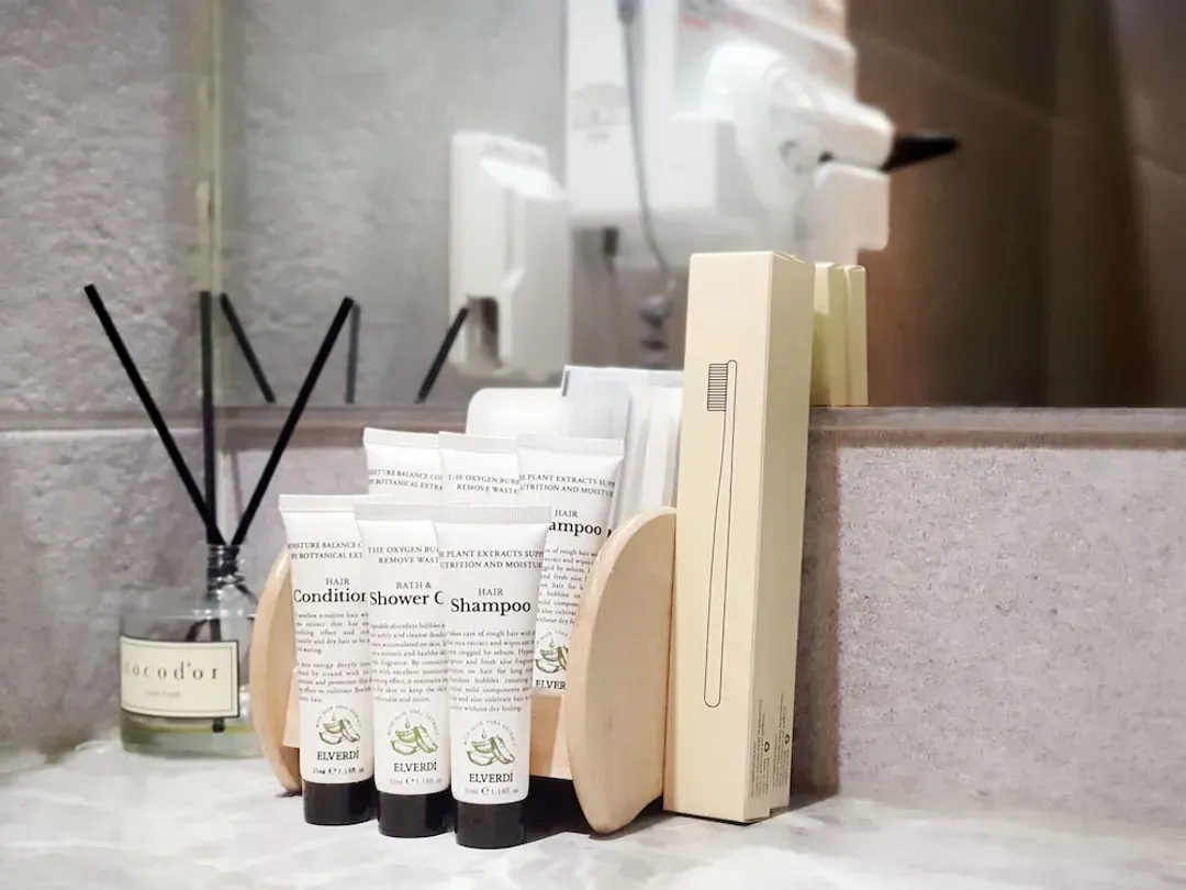 Room amenity