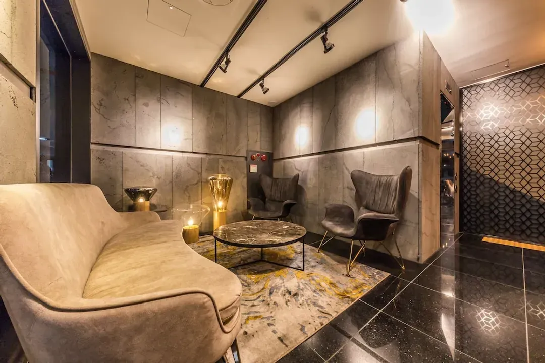 Lobby sitting area