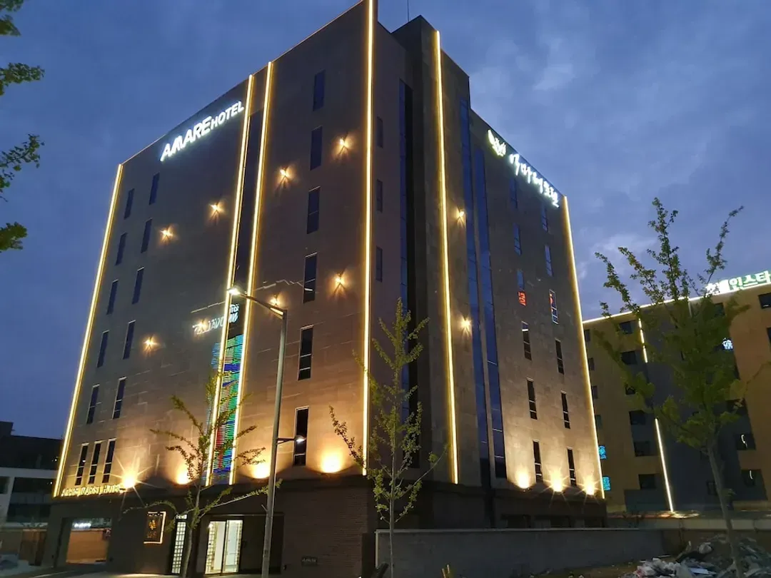 Primary image