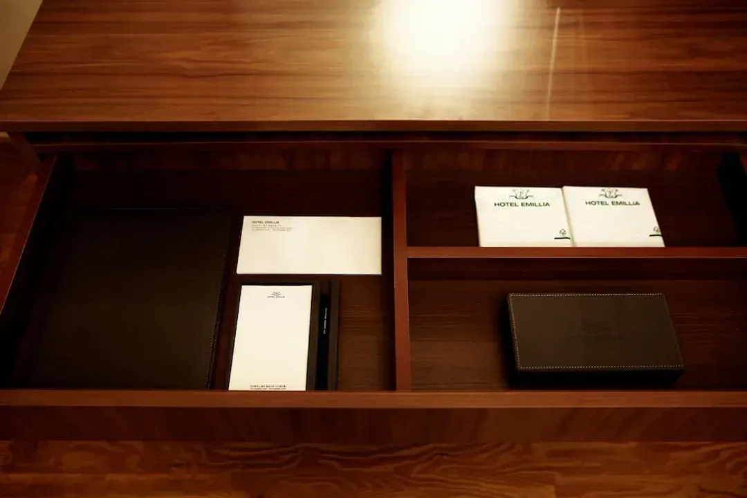 Room amenity