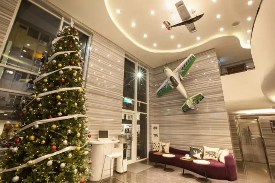 Lobby sitting area