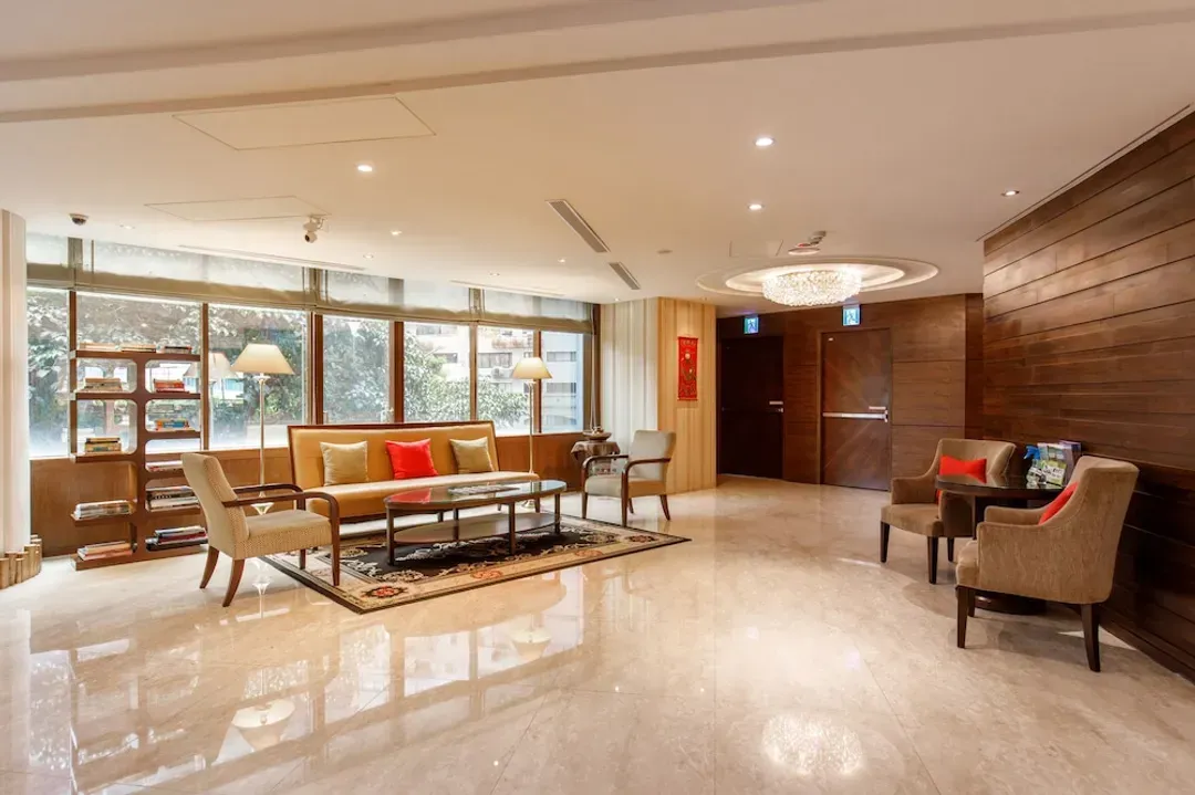 Lobby sitting area
